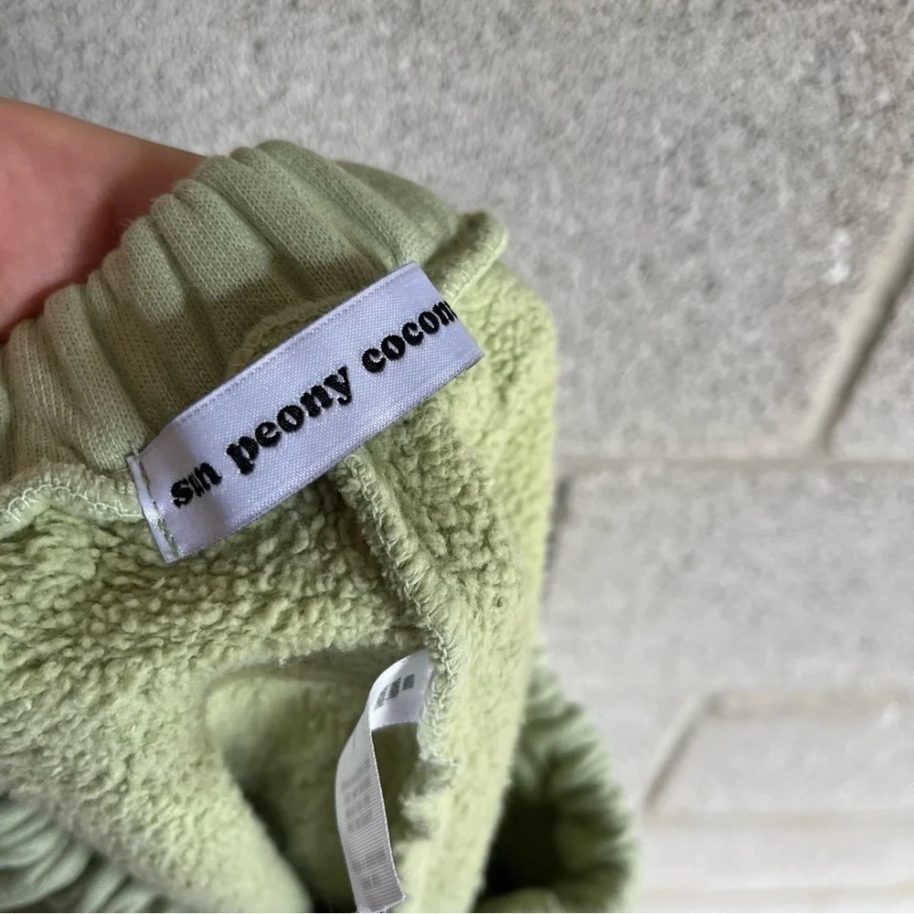 Sun Peony Coconut Avocado Good Moms Club Shorts